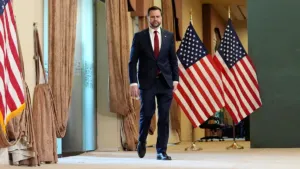 JD Vance Tetap di Washington, AS Kirim Utusan Lanjutkan Negosiasi dengan Iran di Pakistan 4 JD Vance Tetap di Washington, AS Kirim Utusan Lanjutkan Negosiasi dengan Iran di Pakistan