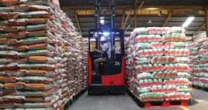 Stok Beras Jakarta Melimpah, Food Station Pastikan Pasar Murah Digelar Tiap Hari