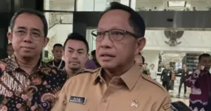 Mendagri Kerahkan 700 Lebih Praja IPDN Bersihkan Lumpur Bencana di Aceh Tamiang