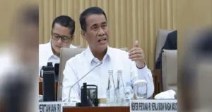 Mentan Amran Minta Tertibkan Impor Gula Rafinasi, Petani Tebu Kian Tertekan