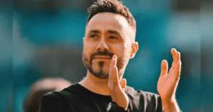 Roberto De Zerbi Resmi Jadi Pelatih Tottenham, Teken Kontrak Lima Tahun
