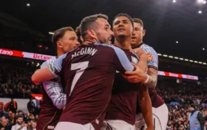 Aston Villa Hajar Liverpool 4-2, The Reds Terancam Gagal ke Liga Champions 9 Aston Villa Hajar Liverpool 4-2, The Reds Terancam Gagal ke Liga Champions