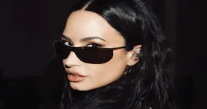 Demi Lovato Bongkar Rahasia Rumah Tangganya, Pengakuannya Bikin Fans Meleleh