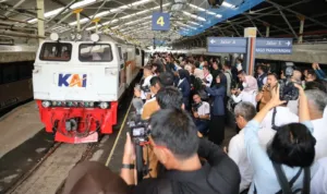 Arus Balik Long Weekend Memuncak, Ribuan Penumpang Kereta Api Kembali ke Jakarta