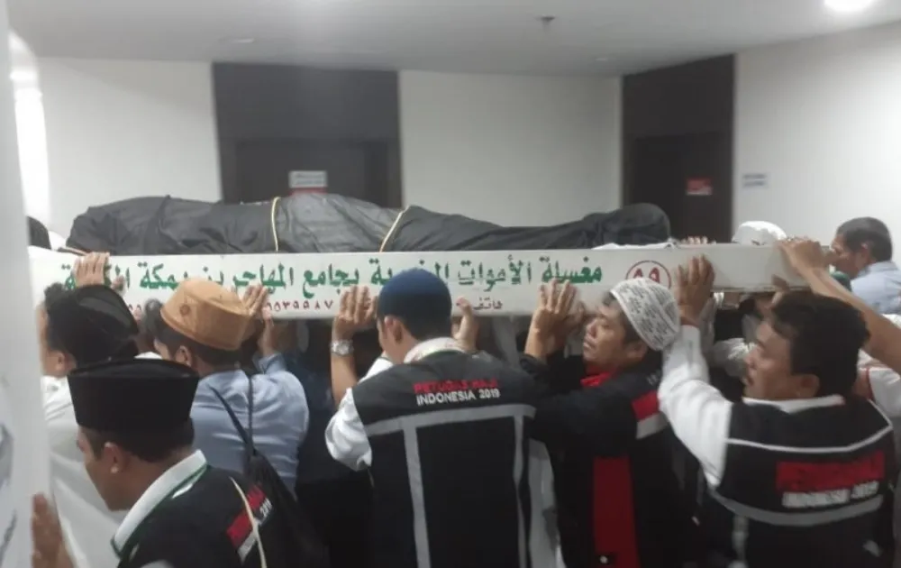 Seorang Jemaah Haji Asal Bogor Wafat di Arab Saudi, Total yang Meninggal Jadi 10 Orang 1 Seorang Jemaah Haji Asal Bogor Wafat di Arab Saudi, Total yang Meninggal Jadi 10 Orang