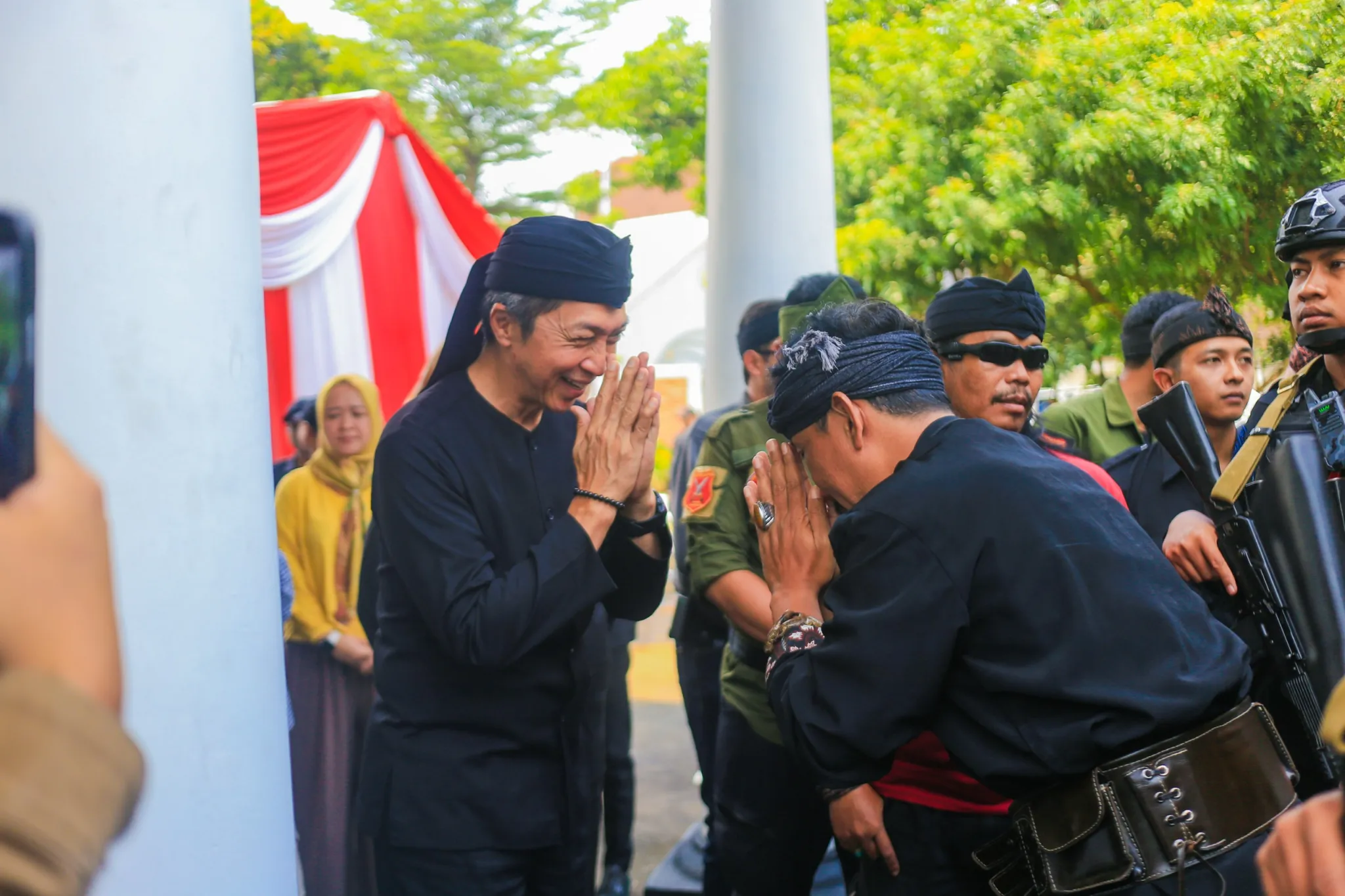 Dedie Rachim Sambut Kedatangan Mahkota Binokasih 2 Mahkota Binokasih2