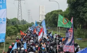 60 Ribu Buruh Bekasi Bergerak ke Monas, Bawa Tuntutan Besar di May Day 4 60 Ribu Buruh Bekasi Bergerak ke Monas, Bawa Tuntutan Besar di May Day