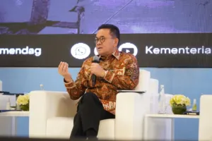 PHK Mengintai! Mendag Bongkar Penyebab Penutupan Alfamart-Indomaret di Lombok Tengah