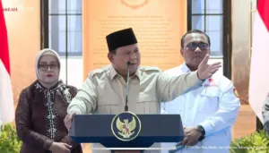 Prabowo Puji Kinerja Mentan Amran, Indonesia Kini Jadi Rebutan Pasokan Pupuk Dunia