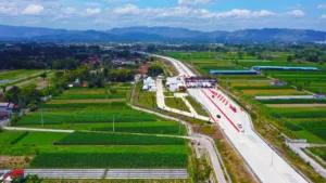 Tol Arah Yogyakarta Diserbu Wisatawan dari Jakarta, Volume Kendaraan Naik Tajam