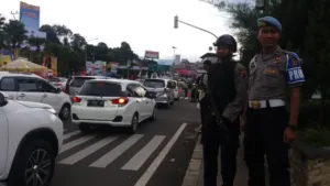 Polisi Terapkan Rekayasa Lalu Lintas di Jalur Puncak Bogor