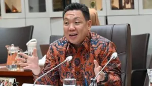 DPR Bongkar Dugaan 4.000 Dapur MBG Disuspend, Tata Kelola BGN Disorot