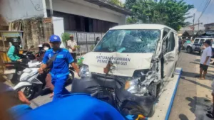 3 Fakta Tragis Mobil MBG Hantam Lapak Pedagang di Bekasi Timur