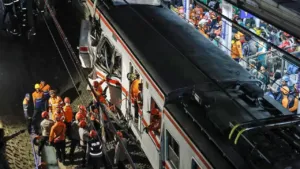 Ini Kronologi Resmi Kemenhub soal Tragedi Argo Bromo Angrek vs KRL di Bekasi Timur 4 Ini Kronologi Resmi Kemenhub soal Tragedi Argo Bromo Angrek vs KRL di Bekasi Timur