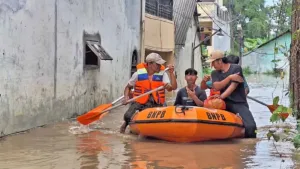 Kali Bekasi Naik ke Status Siaga, Ratusan Rumah di 3 Kecamatan Terendam Banjir