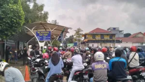 SIM Keliling Satpas Cibinong Hadir di Mall Cileungsi, Permudah Perpanjangan SIM Warga Bogor