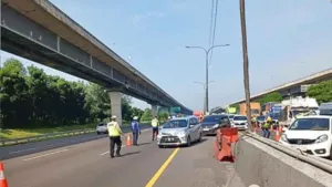 Pagi Ini Tol Jakarta-Cikampek Macet Parah, Contraflow Dibuka hingga KM 28