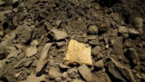 Lonjakan Harga Sulfur Tekan Industri Nikel, Huayou Pangkas Produksi di Indonesia