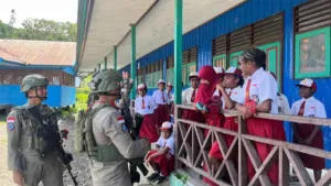 Dalam Sunyi Pegunungan, Hadir Kehangatan dari Polisi untuk Anak-Anak