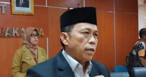 Antrean Pasien Masih Panjang, Dewan Desak Pembenahan Sistem Rumah Sakit 3 Antrean Pasien Masih Panjang, Dewan Desak Pembenahan Sistem Rumah Sakit