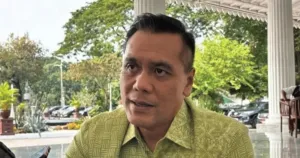 Stafsus Gubernur DKI Jelaskan Kronologi Bus Transjakarta Tabrak Pedagang Kopi di Monas 5 Stafsus Gubernur DKI Jelaskan Kronologi Bus Transjakarta Tabrak Pedagang Kopi di Monas