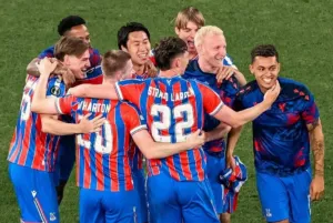 Crystal Palace Juara Eropa, Glasner Pergi Tinggalkan Sejarah
