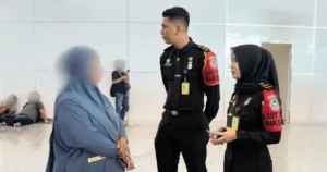 Imigrasi Ingatkan Bahaya Haji Nonprosedural, Jamaah Terancam Masalah Hukum di Luar Negeri 4 Imigrasi Ingatkan Bahaya Haji Nonprosedural, Jamaah Terancam Masalah Hukum di Luar Negeri