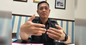 Jalan Rusak Masih 300 Km, Bekasi Mulai Perbaikan 106 Titik Tahun Ini 1 Jalan Rusak Masih 300 Km, Bekasi Mulai Perbaikan 106 Titik Tahun Ini