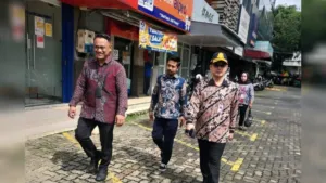 Damanik Bikin Gebrakan! Kasatpel UP Parkir Jaksel Gaspol Tertibkan Parkir Liar 6 Damanik Bikin Gebrakan! Kasatpel UP Parkir Jaksel Gaspol Tertibkan Parkir Liar
