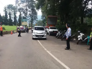 Puncak Bogor Ditata Ulang, Bangunan di Lahan Negara dan Irigasi Diratakan