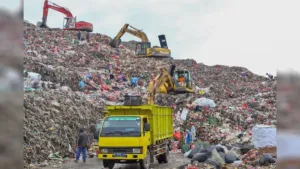Gunungan Sampah Bekasi Bakal Disulap Jadi Bahan Bakar Industri, Target Habis 2029