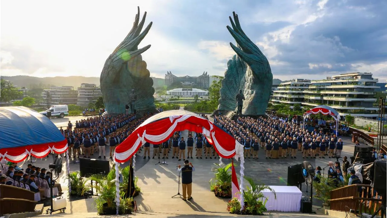 Basuki Lantik 555 PNS Otorita IKN, Dorong ASN Jadi Motor Perubahan 1 Basuki Lantik 555 PNS Otorita IKN, Dorong ASN Jadi Motor Perubahan