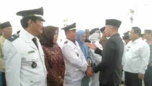 Lantik 8 Kades PAW, Hasbi Ingatkan Risiko Hukum Penyalahgunaan Dana Desa 3 Lantik 8 Kades PAW, Hasbi Ingatkan Risiko Hukum Penyalahgunaan Dana Desa