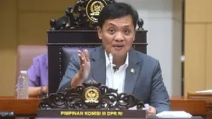 Ketua Komisi III DPR Minta Polisi Ungkap Bandar Judi Berkedok Timezone 5 Ketua Komisi III DPR Minta Polisi Ungkap Bandar Judi Berkedok Timezone