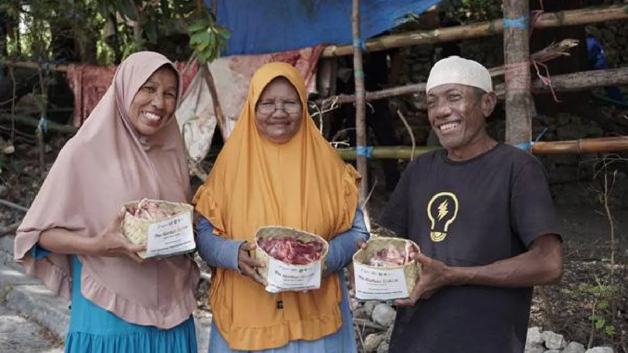 Tembus Batas dan Fase Krisis, Rayakan Kurban dari UPZ (Bazma) Pertamina Retail dan Dompet Dhuafa 1 Tembus Batas dan Fase Krisis, Rayakan Kurban dari UPZ (Bazma) Pertamina Retail dan Dompet Dhuafa