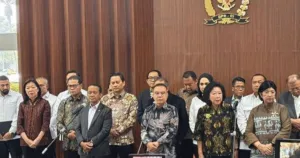Dasco Sebut Pemangkasan Harga Gas Industri Jadi Kabar Gembira Cegah PHK 3 Dasco Sebut Pemangkasan Harga Gas Industri Jadi Kabar Gembira Cegah PHK