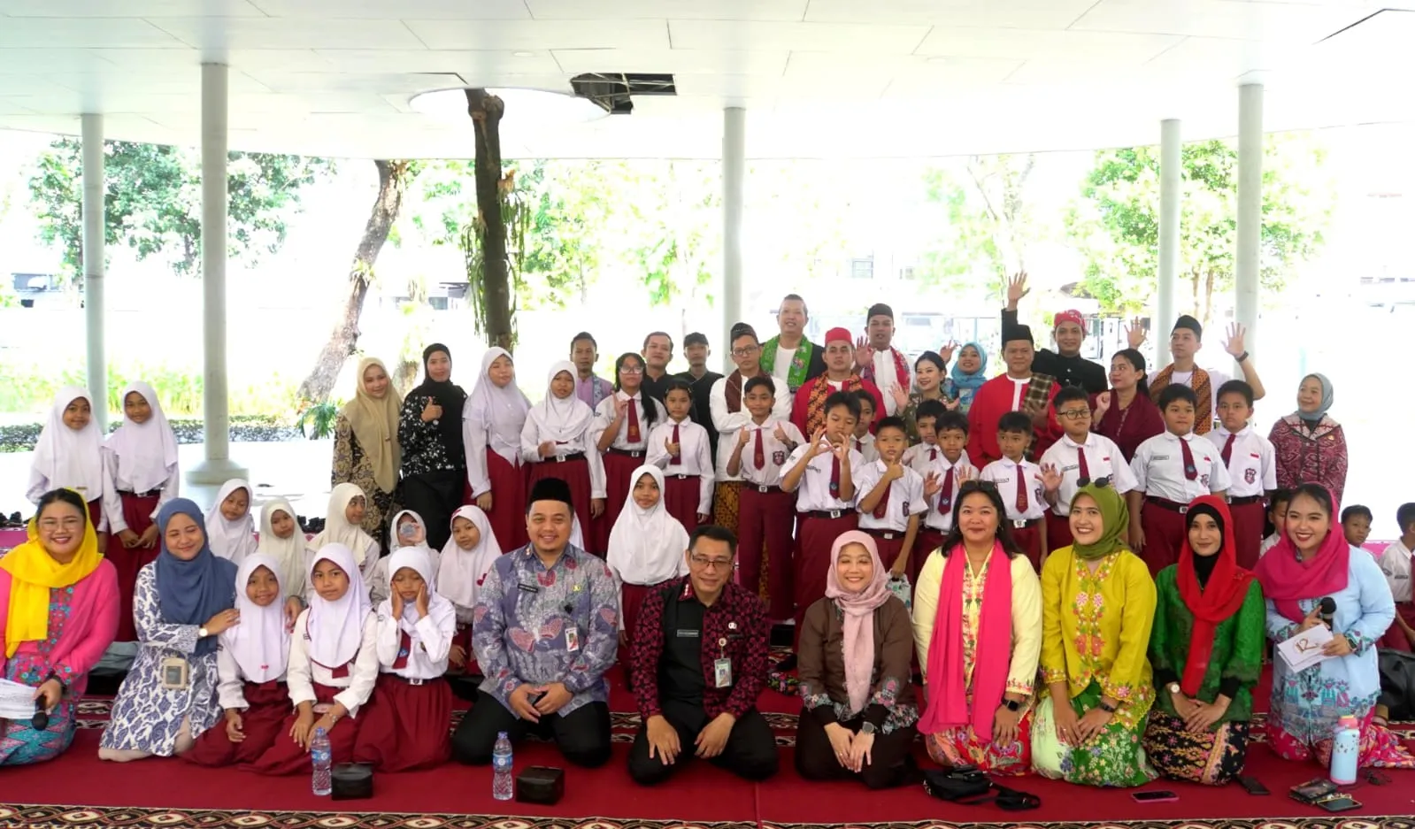 Hotel The Hive Kenalkan Budaya Betawi Lewat Program Bang Bewe Mengajar 1 Hotel The Hive Kenalkan Budaya Betawi Lewat Program Bang Bewe Mengajar