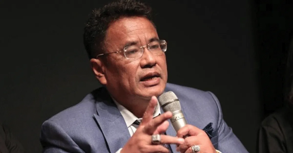 Hotman Paris Minta Roy Suryo Cs Tak Ditahan, Singgung Kondisi Bangsa dan Proses Hukum 1 Hotman Paris Minta Roy Suryo Cs Tak Ditahan, Singgung Kondisi Bangsa dan Proses Hukum