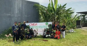 KMNU IPB dan PT CNGR Indonesia Tanam Bibit Pohon di Ma’had Jawi, Bangun Kepedulian Lingkungan Mahasiswa 7 KMNU IPB dan PT CNGR Indonesia Tanam Bibit Pohon di Ma’had Jawi, Bangun Kepedulian Lingkungan Mahasiswa