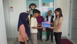 Pemuda yang Terlibat Kasus Pencurian HP di Bandara Soekarno-Hatta Dapat Kesempatan Kerja 4 Pemuda yang Terlibat Kasus Pencurian HP di Bandara Soekarno-Hatta Dapat Kesempatan Kerja