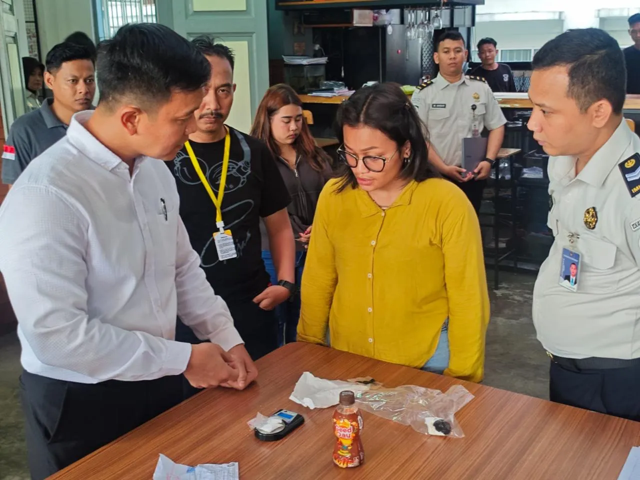 Empat Upaya Penyelundupan Narkoba Digagalkan dalam Sehari, Kanwil Ditjenpas DKI Tegaskan Zero Halinar 1 Empat Upaya Penyelundupan Narkoba Digagalkan dalam Sehari, Kanwil Ditjenpas DKI Tegaskan Zero Halinar