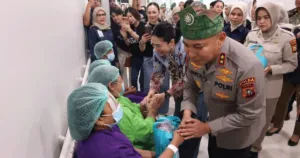 310 Warga Riau Kembali Bisa Melihat! Aksi Kemanusiaan Polda Riau dan Mitra Bikin Haru 7 310 Warga Riau Kembali Bisa Melihat! Aksi Kemanusiaan Polda Riau dan Mitra Bikin Haru