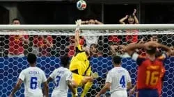 Aksi Heroik Kiper 40 Tahun Gagalkan Spanyol, Tanjung Verde Curi Poin Bersejarah 1 Aksi Heroik Kiper 40 Tahun Gagalkan Spanyol, Tanjung Verde Curi Poin Bersejarah