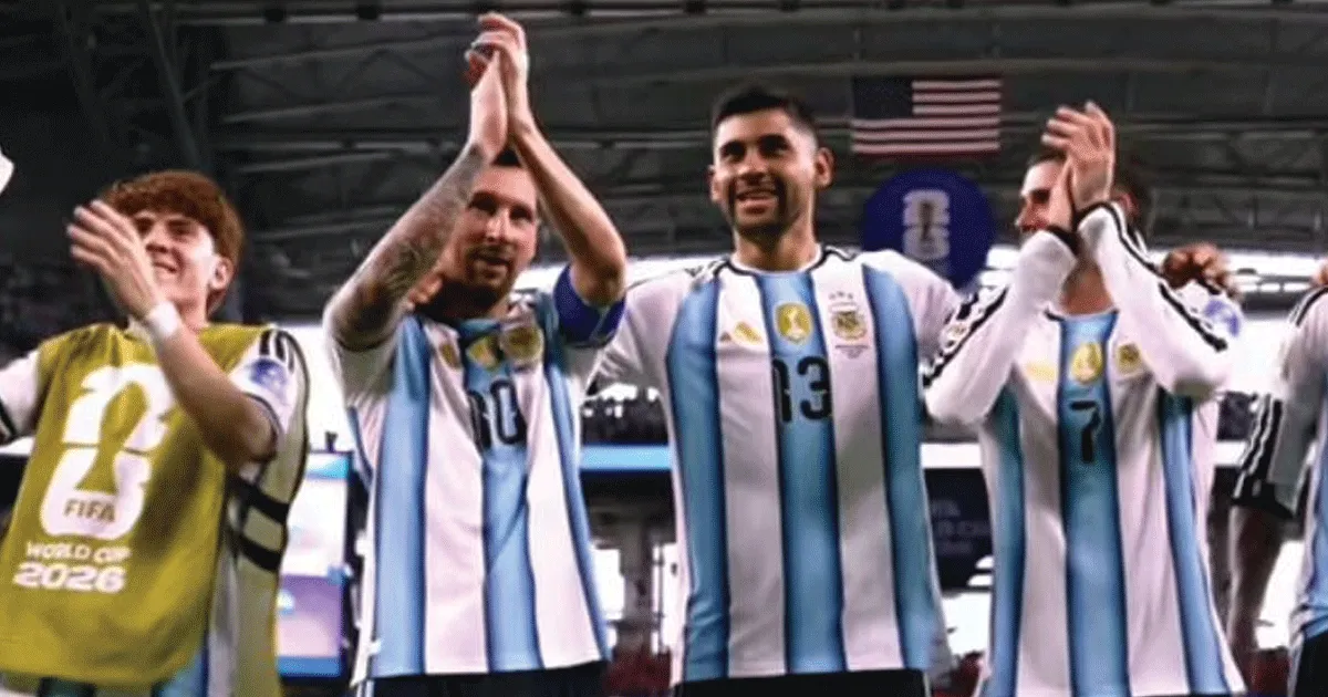 Argentina Pastikan Tempat di 32 Besar, Messi Bawa Juara Bertahan Kuasai Grup J 1 Argentina Pastikan Tempat di 32 Besar, Messi Bawa Juara Bertahan Kuasai Grup J