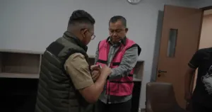 Profil Lodewyk Pusung, Mantan Wakil Kepala BGN yang Terseret Dugaan Korupsi Program MBG 6 Profil Lodewyk Pusung, Mantan Wakil Kepala BGN yang Terseret Dugaan Korupsi Program MBG