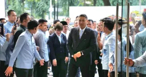 Usai Dilantik Prabowo, Sudaryono Langsung Tancap Gas Pimpin Rapat Perdana di BGN 3 Usai Dilantik Prabowo, Sudaryono Langsung Tancap Gas Pimpin Rapat Perdana di BGN