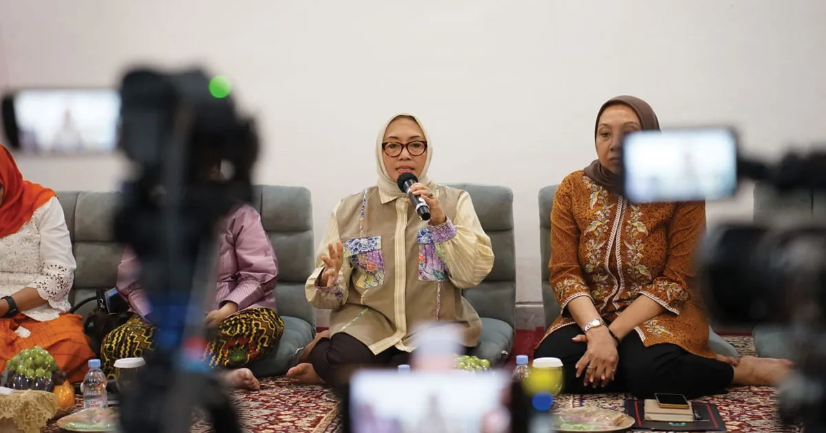 Menteri PPPA: Gadget Canggih Tak Menjamin Anak Aman, Benteng Moral Lebih Penting 1 Menteri PPPA: Gadget Canggih Tak Menjamin Anak Aman, Benteng Moral Lebih Penting