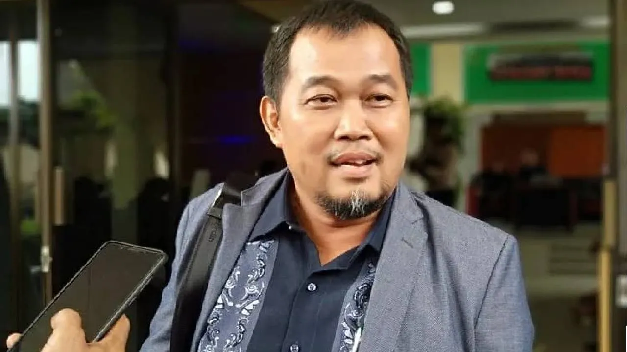 MAKI Dukung Penggeledahan Rumah Pejabat Kejagung, Korupsi Harus Diusut Tanpa Tebang Pilih 1 MAKI Dukung Penggeledahan Rumah Pejabat Kejagung, Korupsi Harus Diusut Tanpa Tebang Pilih