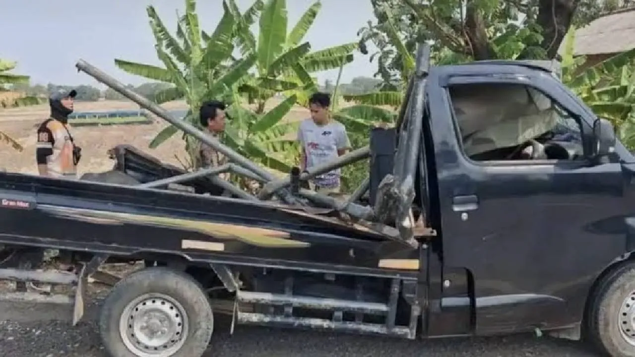 12 Pengantar Pengantin Tewas usai Pikap Dihantam Dua Truk di Indramayu, Ini Kronologinya 1 12 Pengantar Pengantin Tewas usai Pikap Dihantam Dua Truk di Indramayu, Ini Kronologinya