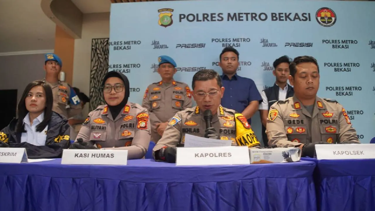 Sadis! Ibu Tiri Diduga Siksa Bocah 4 Tahun hingga Dirawat Intensif di PICU 1 Sadis! Ibu Tiri Diduga Siksa Bocah 4 Tahun hingga Dirawat Intensif di PICU